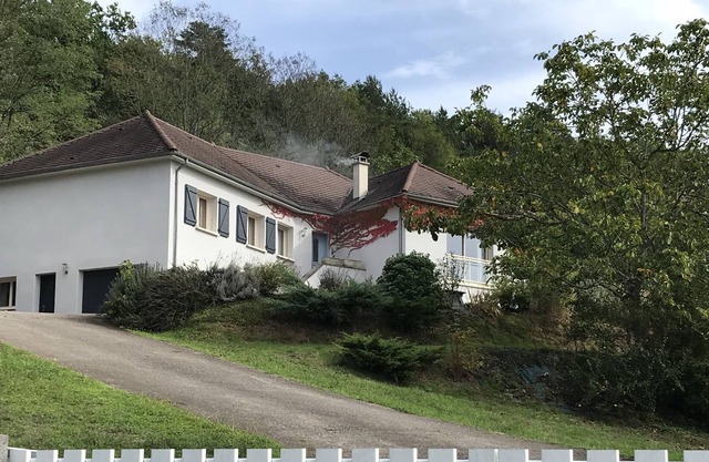 Quiet house with a view