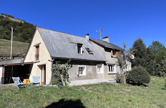 Quiet mountain house