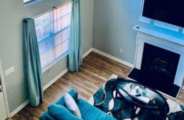 Quiet Retreat Near Arabia Mountain National Heritage Area, Home Office and Patio