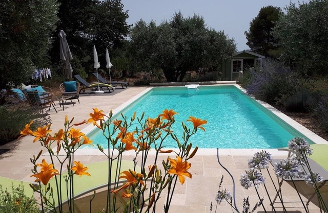QUIET VILLA IN FLAYOSC - AIR-CONDITIONED WITH SWIMMING POOL - LINEN PROVIDED