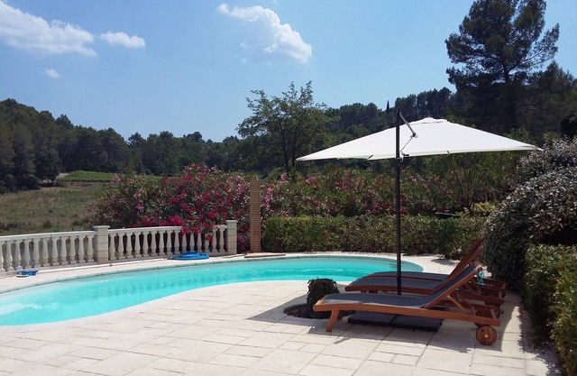 Quietly situated house 5 minutes from the village center.