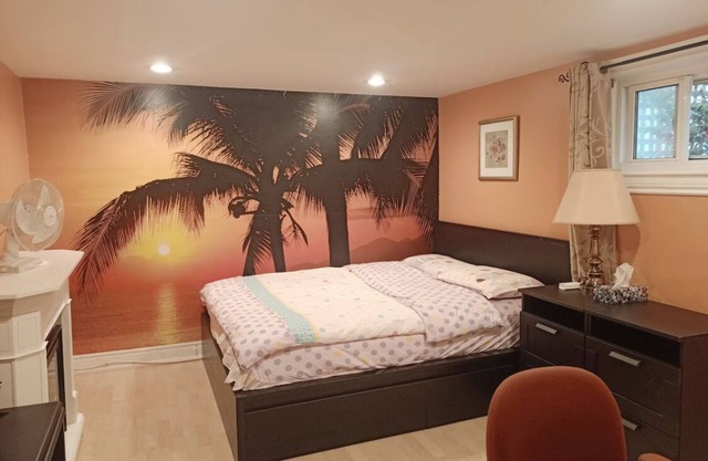 Quite Basement with separate entrance, Friendly neighborhood,