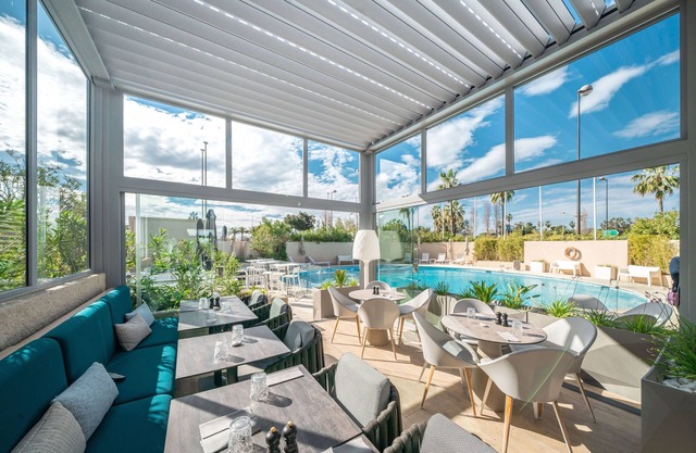 Radisson Hotel Nice Airport