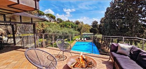 Rahal Luxury- Between Etna & Sea