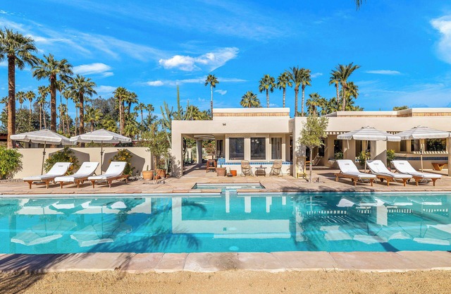 'Rancho Colibri' 2.5 acres, tennis court, lap pool