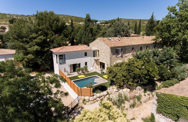 Rare mas provencal rénové avec piscine jacuzzis à 20 min d'Aix-en-provence