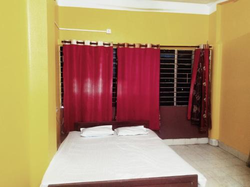 RATHORE INN