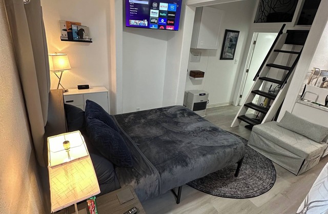 Raven's Nest Studio Suite