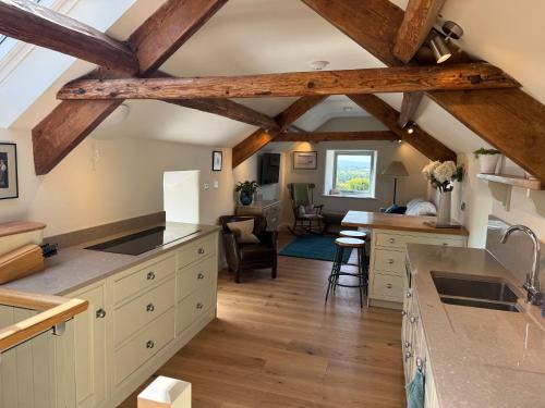 Rawcliffe Barn, 2 Bedroom, up to 4 Guests
