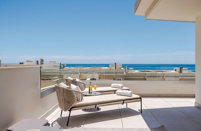 RDR408 - Ultimate luxury sea views at Velaya