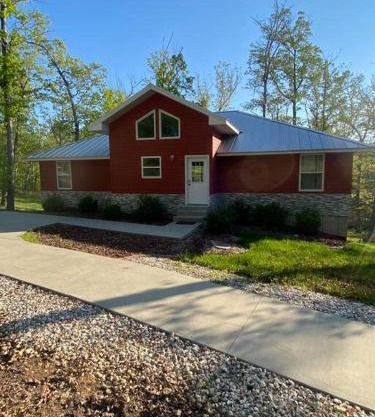 Red Cabin Sleep 16
