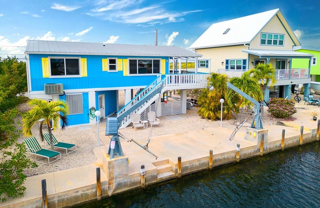 Reel Paradise | Fabulous sunsets from this canalfront 2 bed/2 bath on Big Pine Key
