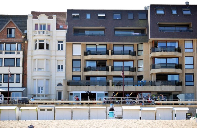 Refined Seaview Apartment