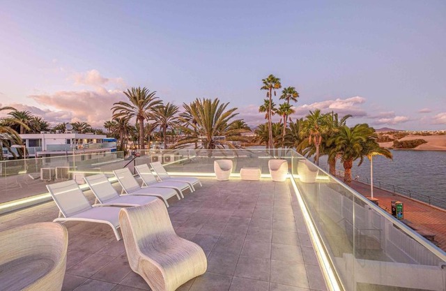Refurbished Seafront Apartment