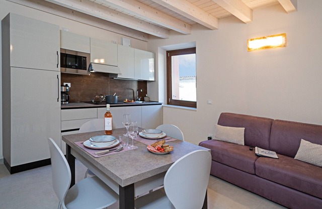 Regarda - Residenza GJ 1 floor modern onebedroom apartment with roof terrace