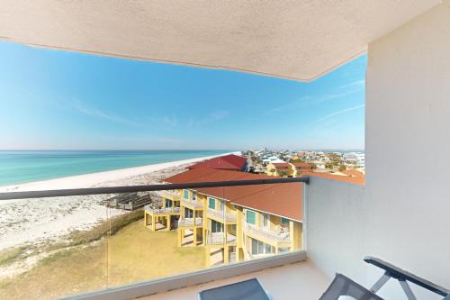 Regency Towers W 707