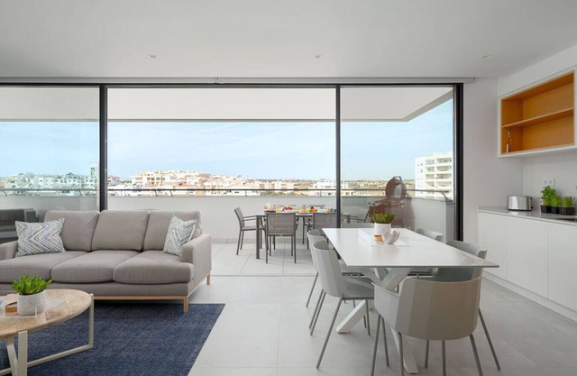 ReiRica Luxury 2 bedrooms Near Beach and Old Town