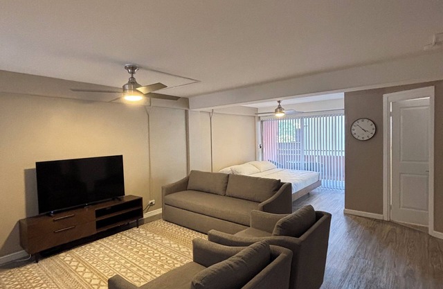 Relax in Style: Waikīkī Condo w/Lanai