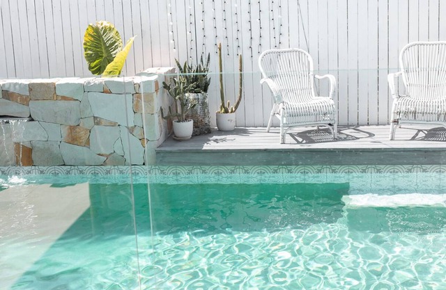 Relaxing family space, tropical Magnesium pool + Pets