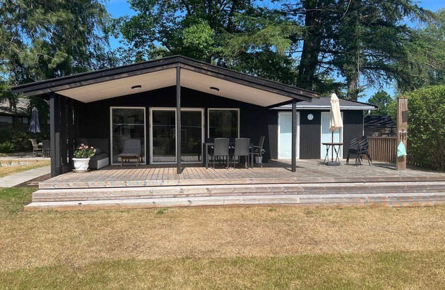 Relaxing sanctuary in desirable area