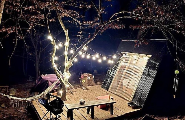 Remote Mountain A-Frame with BBQ Perfect for Nature Lovers in West Virginia