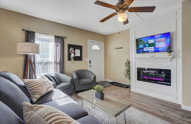 Remote Work Ready Prime Downtown Spot