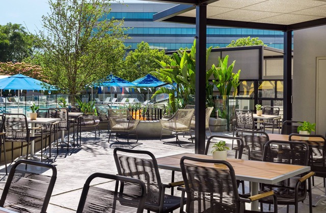 Renaissance Walnut Creek Hotel