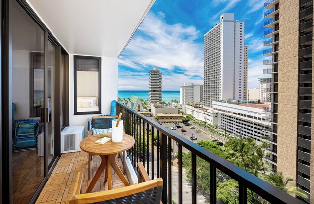 Renovated Boutique-Style Ocean View Condo w/Parking - Secret Door Surprise!