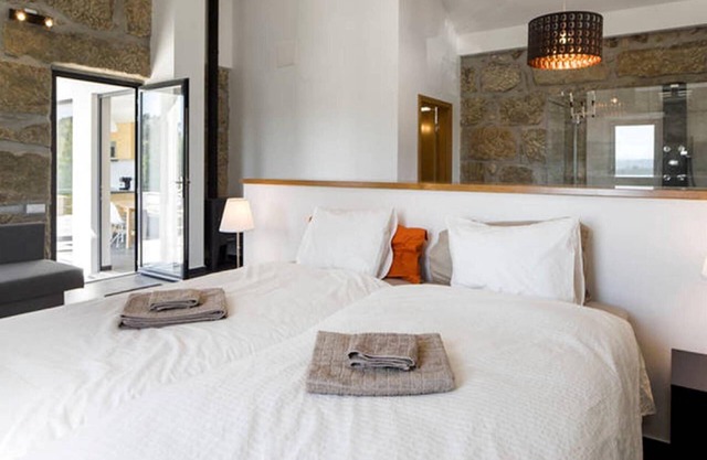 Renovated country house for 7 people in Tondela