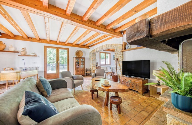 Renovated Family House Valériane - Close to Beaches and Nature