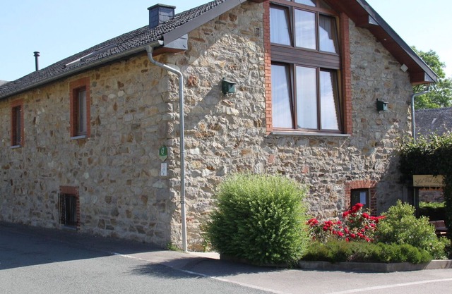 Renovated farmhouse quiet location with garden, terrace,ideal for walks/cycling