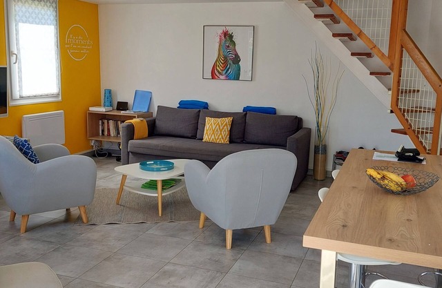 Renovated house 300 m from Miramar beach