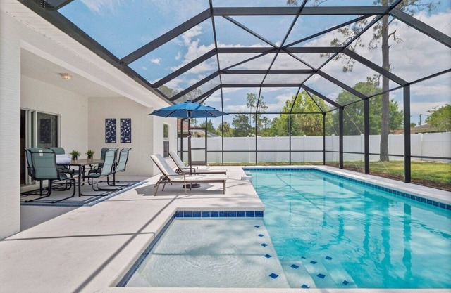 Renovated Heated Pool home with Game room and Bicycles