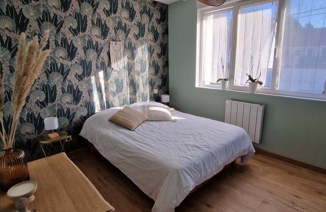 Renovated house ideally located