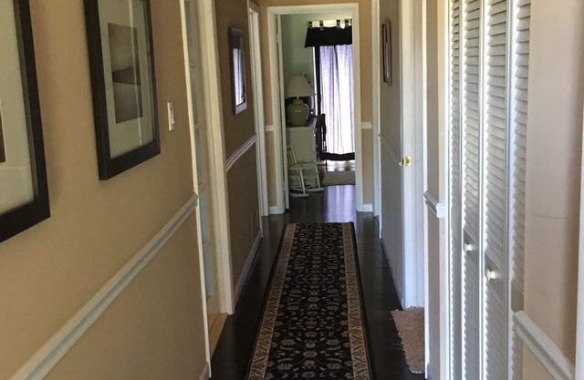 renovated upscale end townhouse