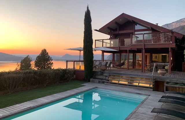 Rent House of Light Rating 5 stars Annecy Lac - Veyrier-du-Lac For 10 persons