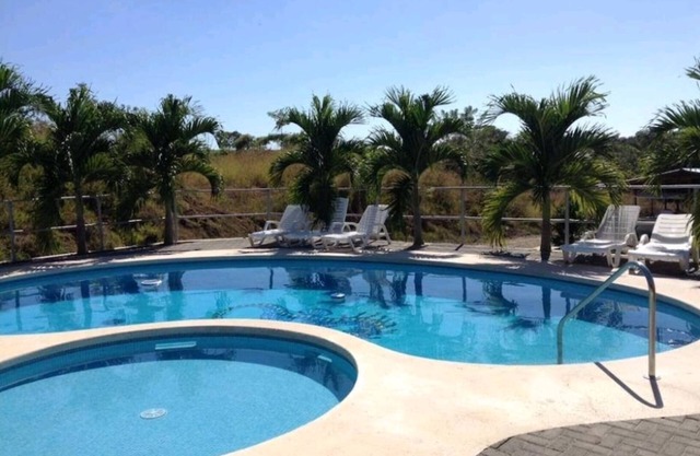 Rent House with private pool for family vacation
