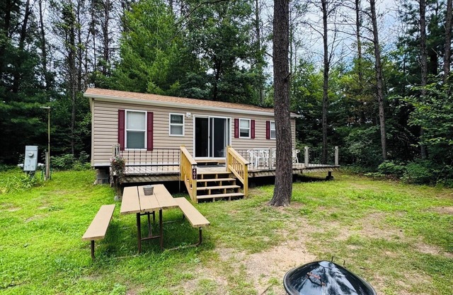 Rental Cabin #402 w/King bed