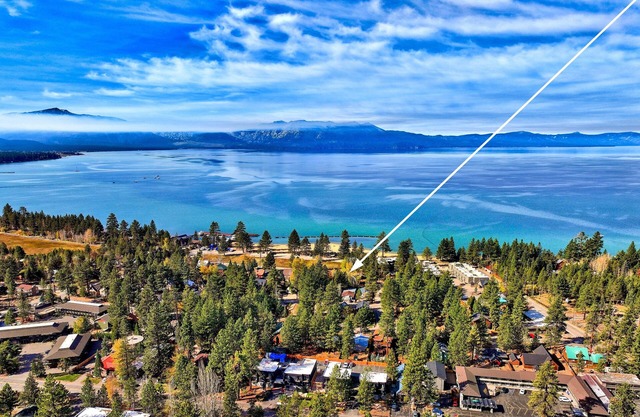 Rental in the Heart of S Lake Tahoe — Walk to Gondola, Casinos, Beach & Dining