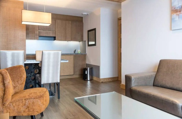 Residence La Source des Arcs* - Chalet des Neiges - 3 Room Apartment 4 People West