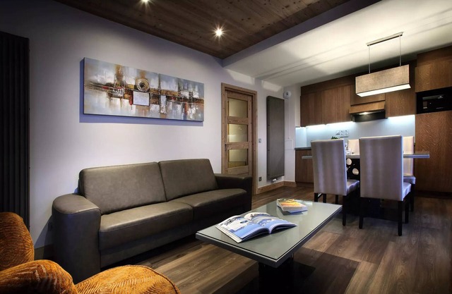 Residence La Source des Arcs* - Chalet des Neiges - 3 Room Apartment 4 People South East/South West