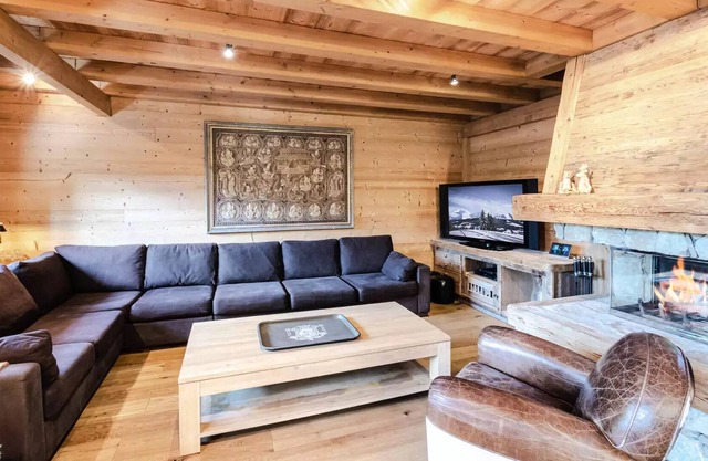 Residence Peyrlaz - Chalets for 12 People