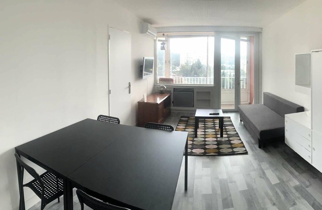 Residence Rouviere - 5 Rooms for 8 People