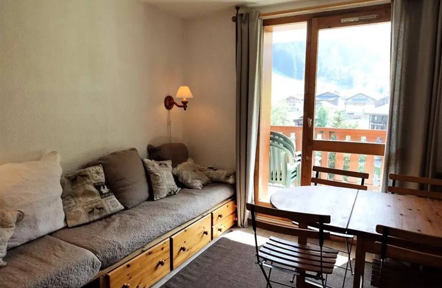 Residence Val Blanc 2 - Apartment for 2 to 4 people center village near ski lifts