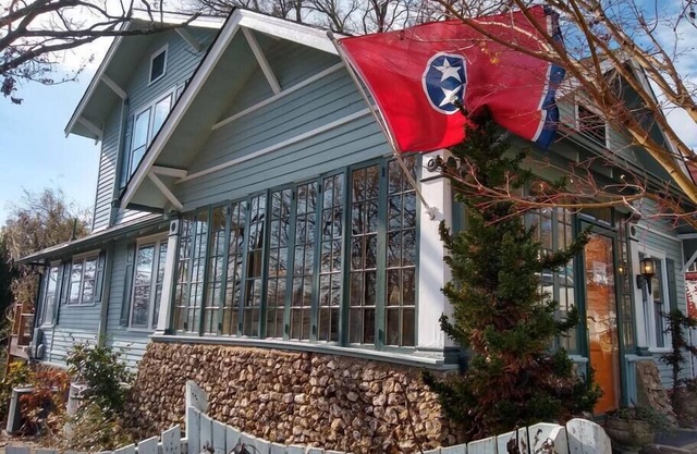 resort like home with firepit and hot tub in trendy north shore