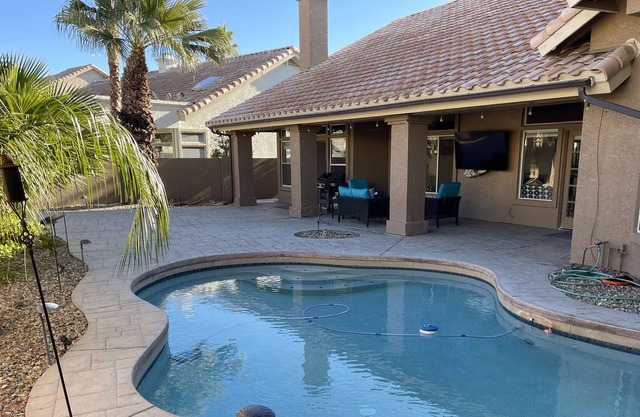 RESORT-LIKE! PERFECT GETAWAY!