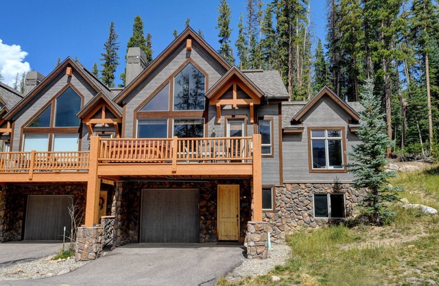 Resort Luxury Villa 200 I Private Hot Tub I Great Views I Best Price I Discounted Attractions