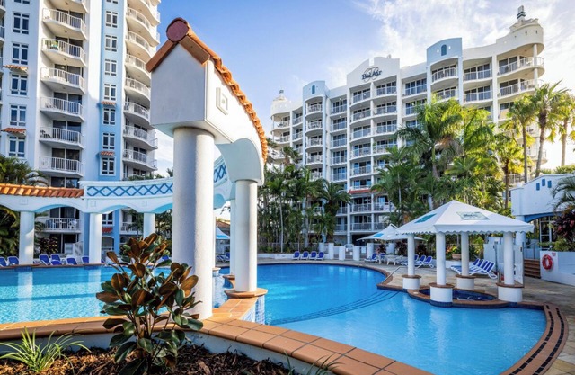 Resort Studio Space In Heart Of Broadbeach