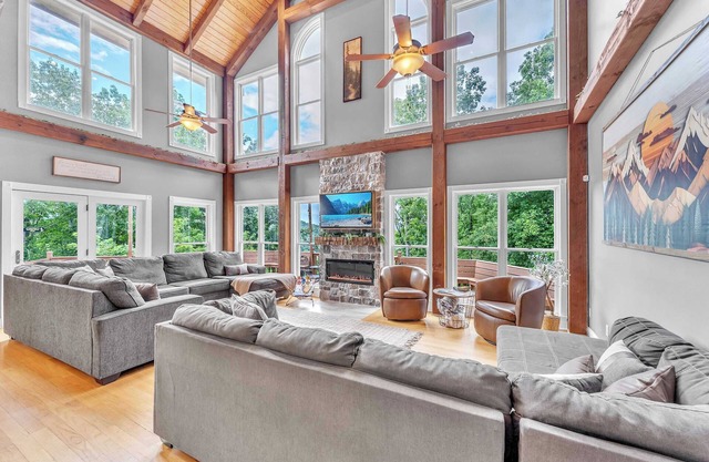 Retreat at Wildwood with Hot Tub