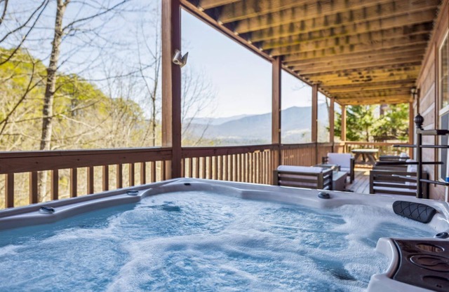 Reunite+Relax, Designed for Family Time w/Private Hot Tub, Game/Movie Room